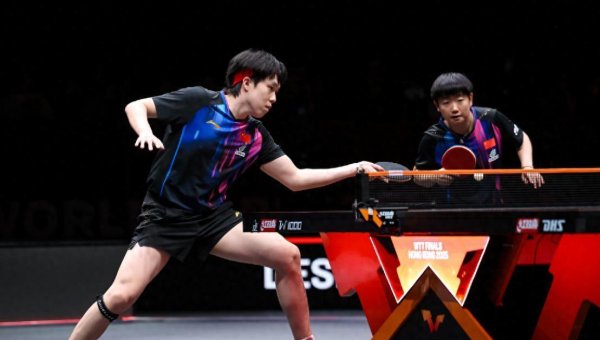 寰球第一为何0-3惜败，王楚钦点评单刀直入，孙颖莎缺席采访原因揭晓