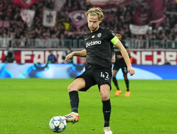 欧洲豪强狂轰4球, 紧追波尔图, 穆里尼奥争冠难了: 被两队压制