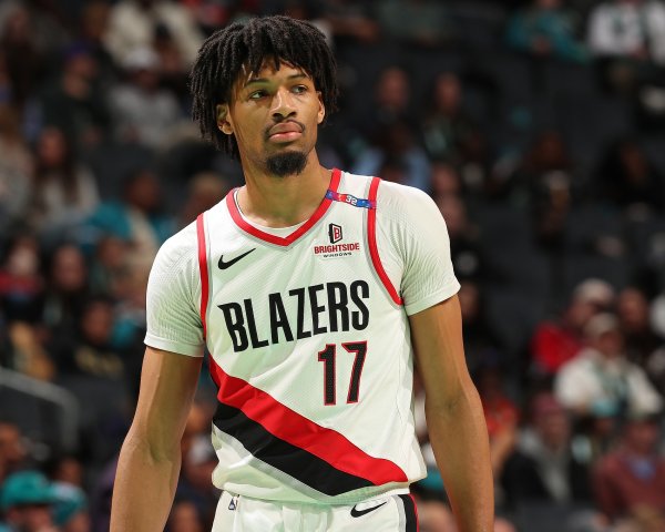 空中轰炸！谢顿·夏普反击接球 腾空暴起单臂炸裂空接